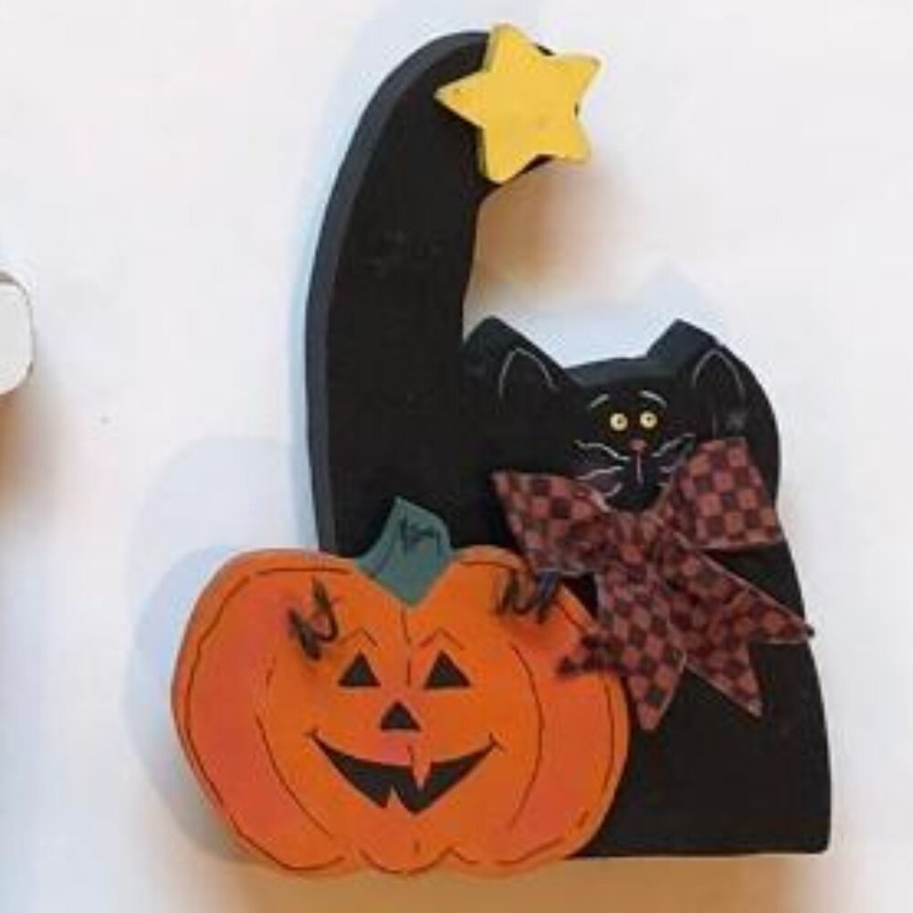 Wood, Cat & Pumpkin, (free-standing) decor, appx dimensions of 6"Hx4.5"Wx1.5"D